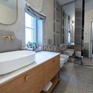 Prodaja,Zagreb,Donji grad,novouređeni četverosoban stan,dizalo,parking