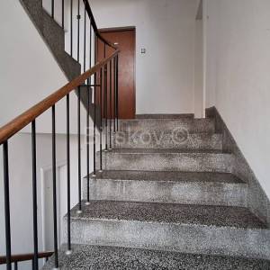 Prodaja,Zagreb,Maksimir,namješten stan 30m2, na 4 katu.