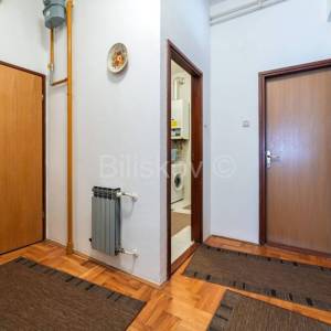 Prodaja,Zagreb,Trešnjevka stan 60m2 u visokom prizemlju.