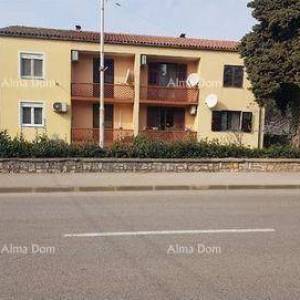 Prodaje se dvoetažni stan u Umagu