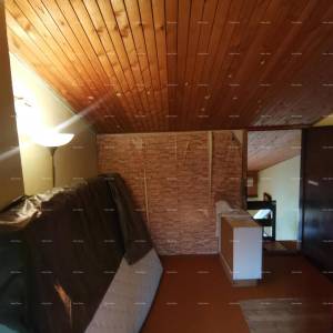 Prodaje se dvoetažni stan, 38 m², Červar-Porat