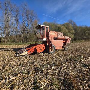 Prodaje se kombajn Fahr M 1000