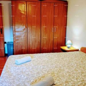 Prodaje se kuća, 170 m2, Karojba