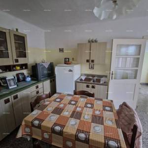 Prodaje se kuća, Barban