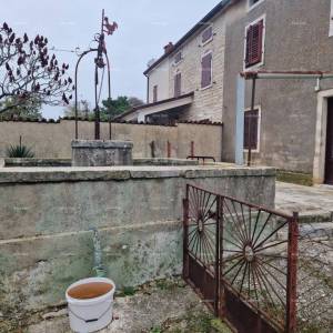 Prodaje se kuća, Barban