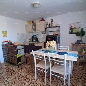 Prodaje se kuća, Rakalj