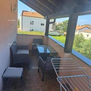 Prodaje se kuća sa bazenom, Peroj