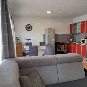 Prodaje se kuća sa bazenom, Peroj