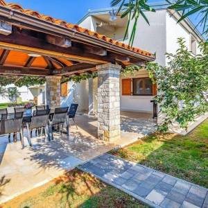 Prodaje se kuća u Medulinu