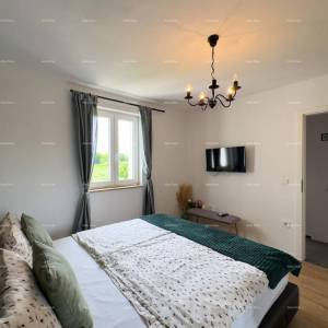 Prodaje se kuća u Novigradu, blizu mora