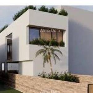 Prodaje se kuća  za adaptaciju, 135 m2, Novigrad