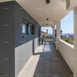 Prodaje se luksuzna vila u Medulinu