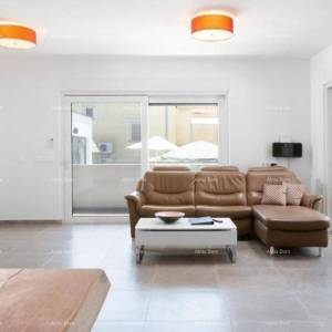 Prodaje se luksuzna vila u Medulinu