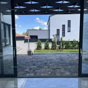 Prodaje se moderna vila, Rovinjsko selo!