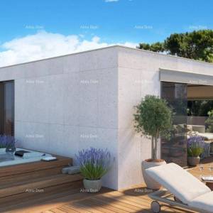 Prodaje se moderna vila u Rovinju