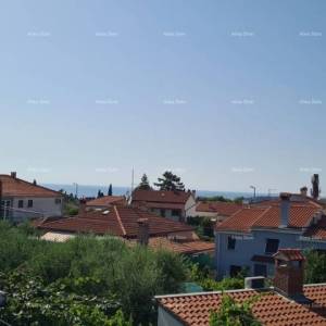 Prodaje se samostojeća kuća za renovaciju u centru Rovinja