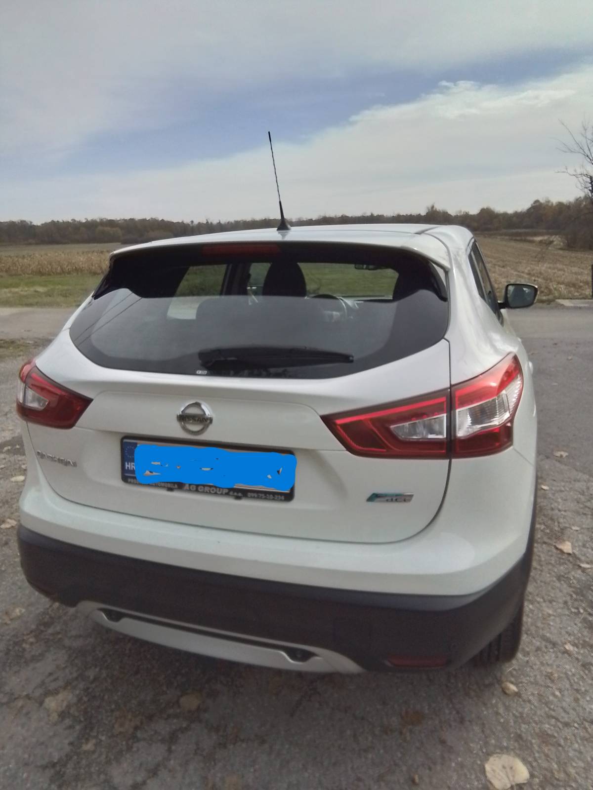 Prodajem NISSAN QASHQAI J11 1,6 dCi 2014 g. 196000 km. 9000 eura
