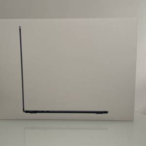 Prodajem novi, neotvoreni MacBook Air M3, 15-inch, 256GB SSD, 8 GB obj