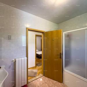 Prodajemo apartmansku kuću na mirnoj lokaciji u Medulinu!