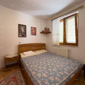 Prodajemo apartmansku kuću na mirnoj lokaciji u Medulinu!