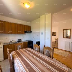 Prodajemo apartmansku kuću na mirnoj lokaciji u Medulinu!