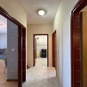 Prodajemo kuću sa pet apartmana na odličnoj lokaciji!