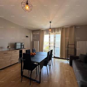 Prodajemo kuću sa pet apartmana na odličnoj lokaciji!