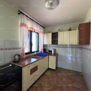 Prodajemo kuću sa pet apartmana na odličnoj lokaciji!