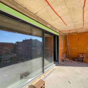 Prodajemo stan na drugom katu male zgrade!  Štinjan.