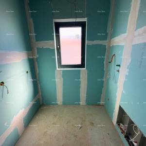 Prodajemo stan na drugom katu male zgrade!  Štinjan.