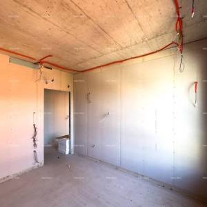 Prodajemo stan na drugom katu male zgrade!  Štinjan.