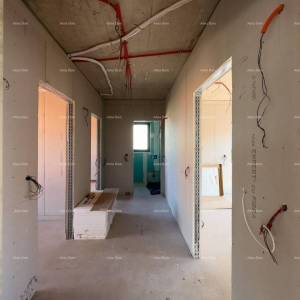 Prodajemo stan na drugom katu male zgrade!  Štinjan.