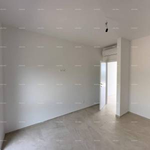 Prodajemo stan sa velikom krovnom terasom!