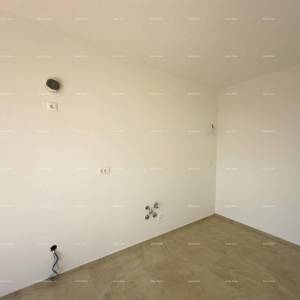 Prodajemo stan sa velikom krovnom terasom!