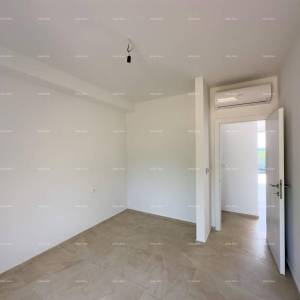 Prodajemo stan sa velikom krovnom terasom!