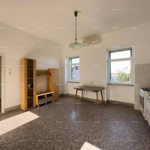 Prodajemo stan u centru Pule! Kaštel!