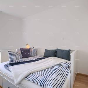 PULA - Dvosoban stan blizu mora. Veruda