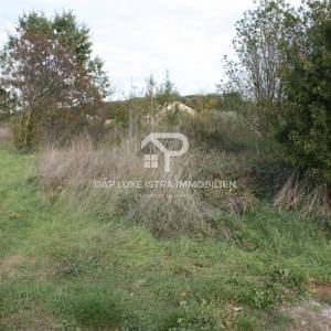 Pula građevinsko zemljište na top lokaciji 494m2