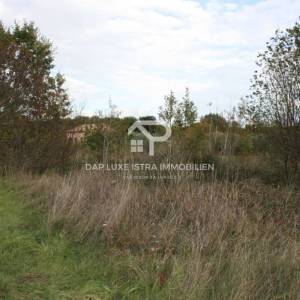 Pula građevinsko zemljište na top lokaciji 494m2