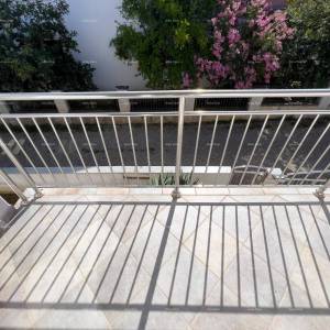 Pula. Kuća , blizina obilaznice. Periferija grada, miran dio.