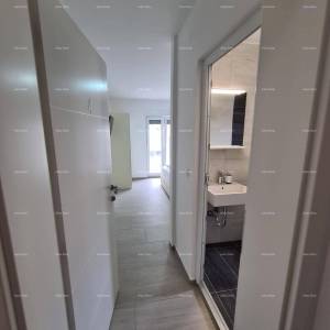 Pula! Kuća s 15 soba i s bazenom! Lokacija Veli vrh.