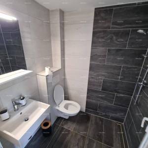 Pula! Kuća s 15 soba i s bazenom! Lokacija Veli vrh.