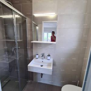 Pula! Kuća s 15 soba i s bazenom! Lokacija Veli vrh.