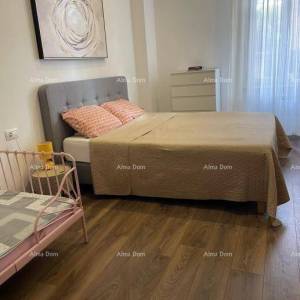 Pula – Renovirani stan na Verudi, idealna lokacija uz more i centar