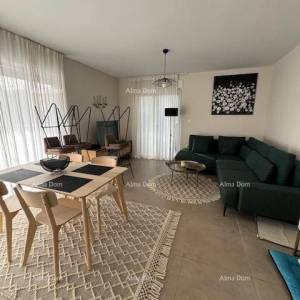 Pula Stoja. Odlična lokacija, blizina mora, plaža, Max City