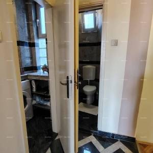 Pula Trosoban stan u samom centru. Pješačka zona.