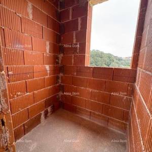 Pula. Veli Vrh, veliki stan sa 3 spavaće sobe. 3 km do centra Fažane.