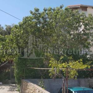 RAB-KUĆA ZA ODMOR-290m2-PRODAJA!