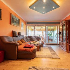 Rakitje, Sveta Nedelja, kuća 370 m2, bazen, garaža