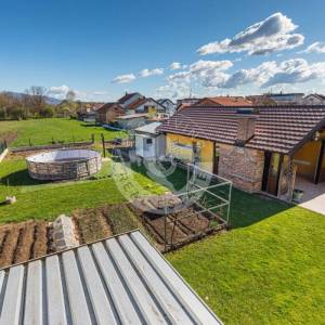 Rakitje, Sveta Nedelja, kuća 370 m2, bazen, garaža